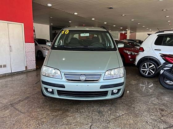 FIAT IDEA 1.8 MPI ELX 8V FLEX 4P MANUAL FIAT IDEA 1.8 MPI ELX 8V FLEX 4P MANUAL